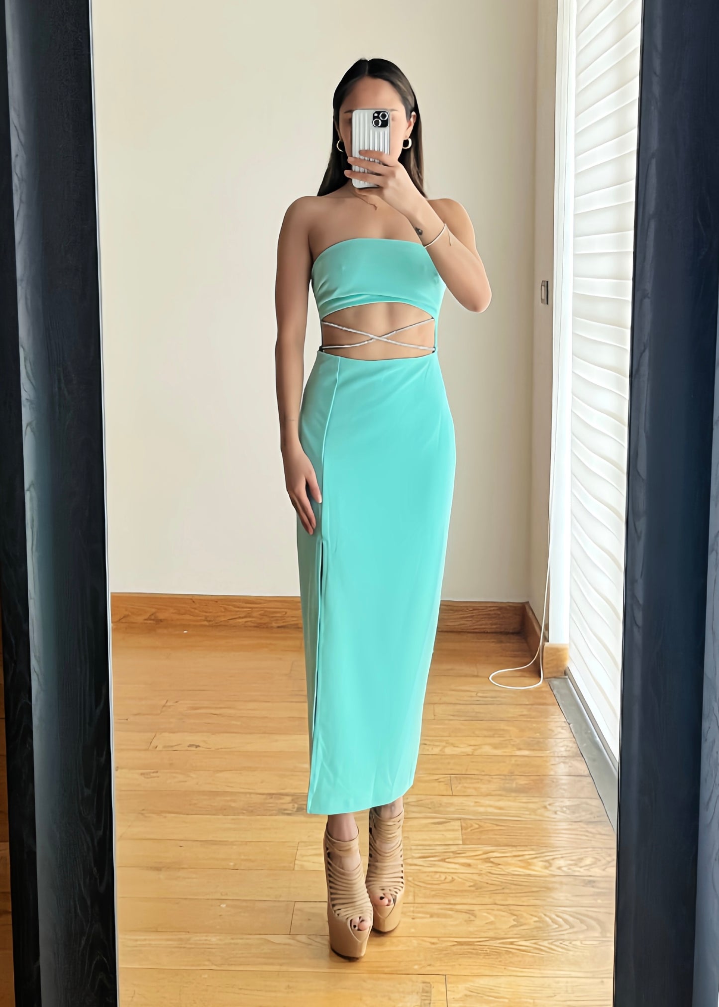 Lara Acqua Midi Dress